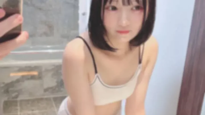 純派地下偶像的出道。為了讓人高興的特別女同性戀～就這樣她們被擁抱～ FC2-PPV-4799119