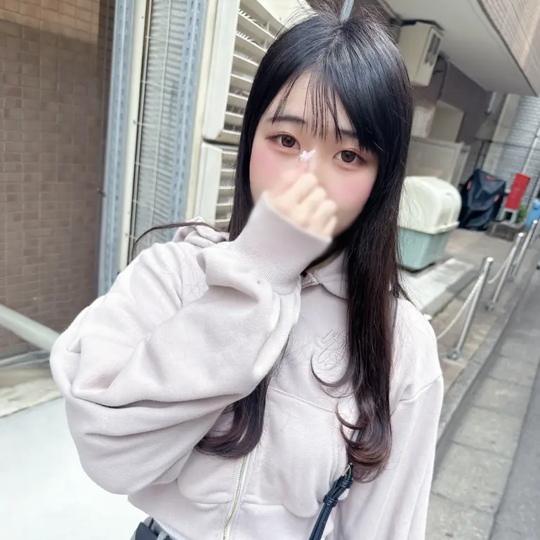 FC2-PPV-4803331 JDがカメラにピースしながら黒髪清楚美女の隠れたビッチな一面が開花、生中出し