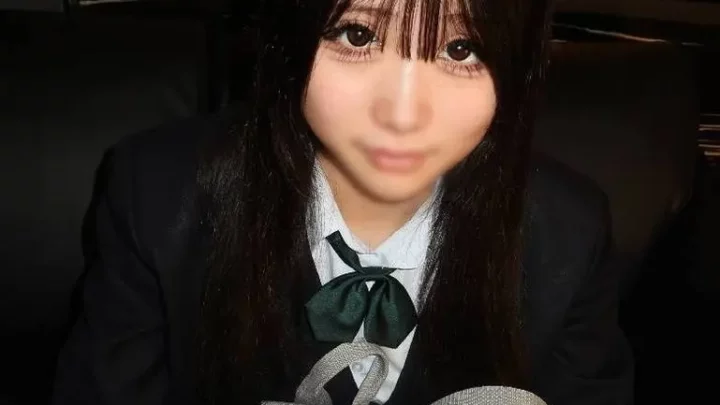 FC2-PPV-4804137 発育途中の純粋すぎる制服少女に中出しハメ撮り
