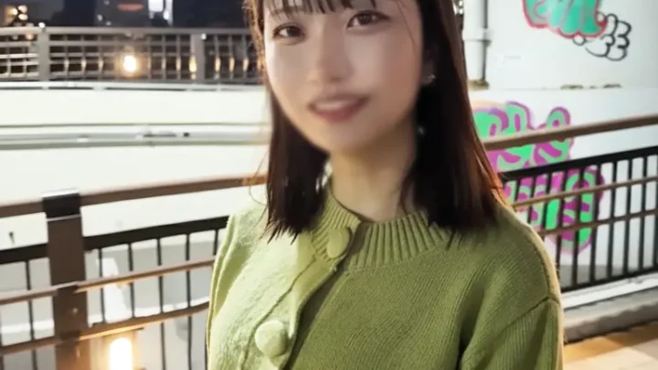 FC2-PPV-4816833 色白美乳の娘と二次会後、激しいピストンで合体。膣奥に中出し
