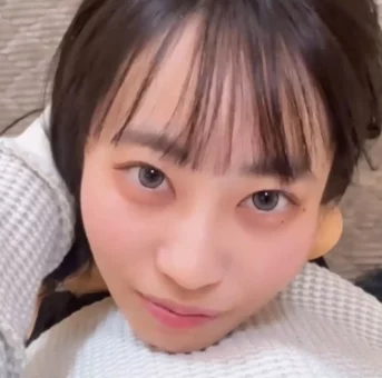 【神回】1/12配信・激かわアイドル系美女の中出し絡みSEX・ライブチャット(高画質)
