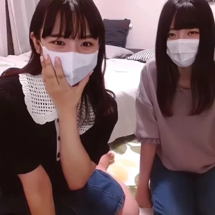 【個人撮影】友達同士のかわいい2人組と3Pハメ撮り