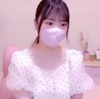 【数量限定】めっちゃ清楚なのに潮吹いちゃう子（カメラ水没！！）※無