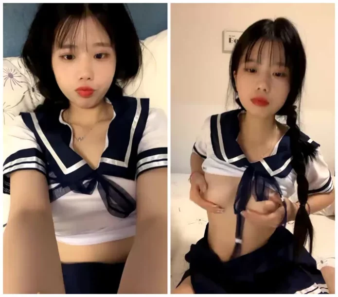 かわいいアコーレット美少女！学生エロいれー装！呆萌で多毛、超柔らかい粉バストップ