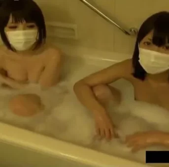 美少女お風呂ユニットバス