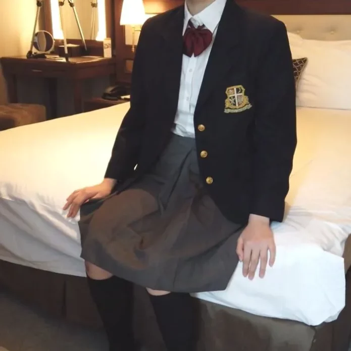「期間限定　女優になります　最後の制服　妃李　１８歳」