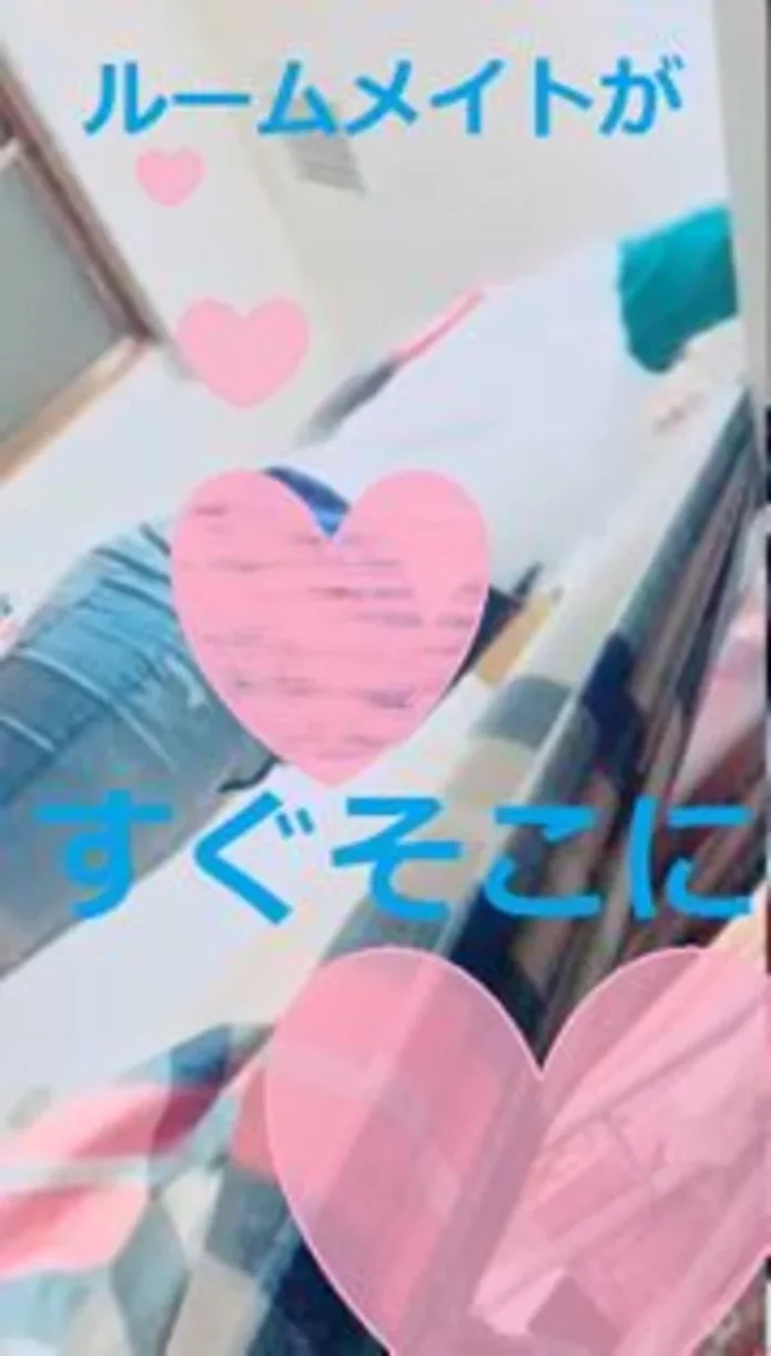 戸田恵R香似のインスタ女子♥と二段ベットの上にルームメイトがいる状況でこっそりエロイプ♥