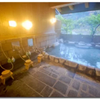 高画質画像　スーパー銭湯★脱衣所・洗い場★《 若年Ｋ～ギャル 美人 》其の三