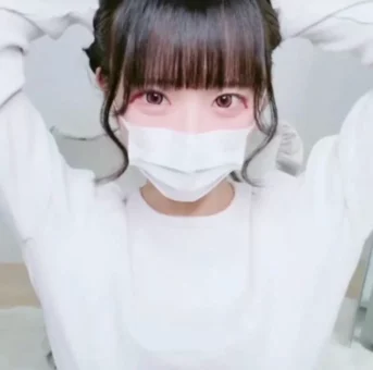 【最新作Part７】三つ編みツイン清楚系スレンダー美人のオナニーLive（総時間1時間50分）