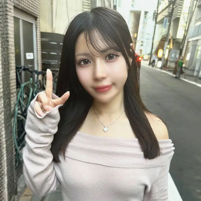 元アイドルの爆美女がFC2に登場！彼氏に内緒で個撮に応募し、中出しされてしまう… FC2-PPV-4881850