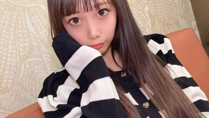 Iカップ爆乳れなちゃんの美脚Wフェラで見つめ合いながら連続中出し – FC2-PPV-4881541
