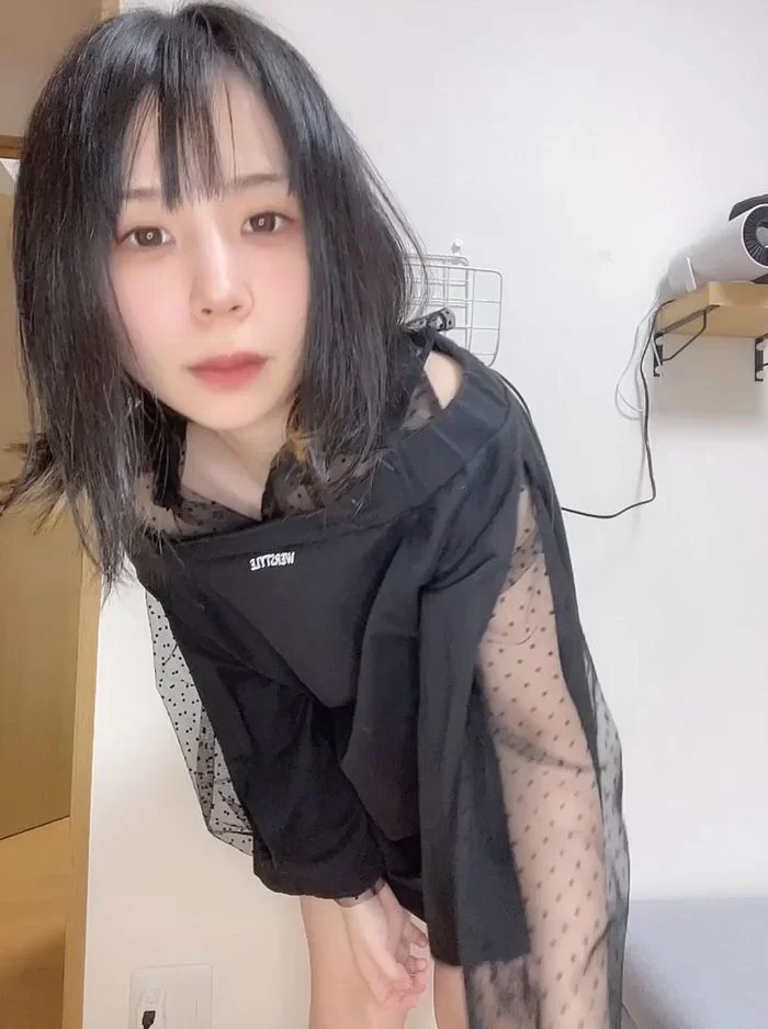 【無】Chicas con pezones duros haciendo masturbación dura ②
