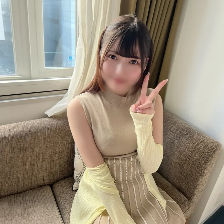 痙攣を繰り返す快感。「今日はもっと気持ちいい…！」ピンクの締め付けマ○コに中出し。FC2-PPV-4895806