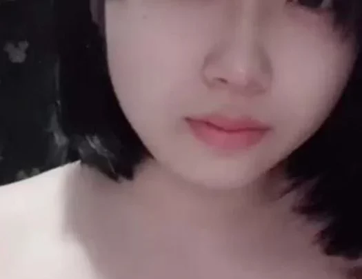 清楚系パイパン娘の秘蔵オナニー映像