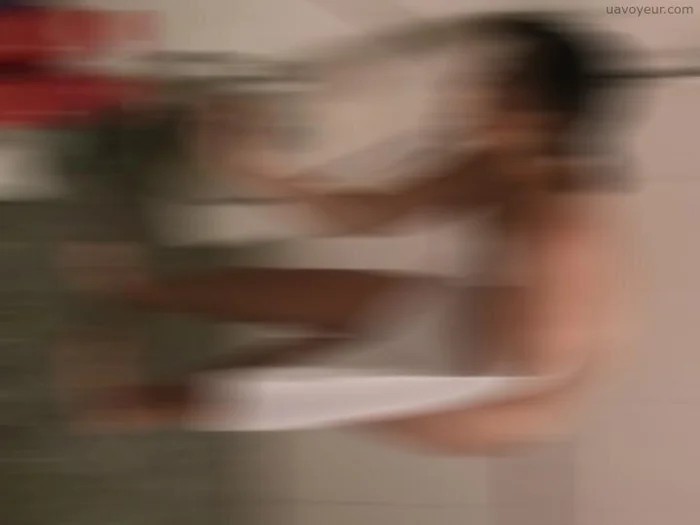 Marcas de bronceado en una chica de pechos brillantes xj_15319046_ppv