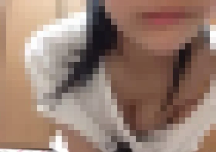 美少女Sちゃんの生配信でおっぱい披露 xj_15345244_ppv
