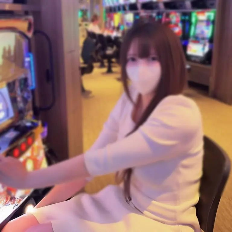 金欠の関西娘が借金に訪れ、敏感な巨乳を弄ばれながら中出しされる FC2-PPV-4939451