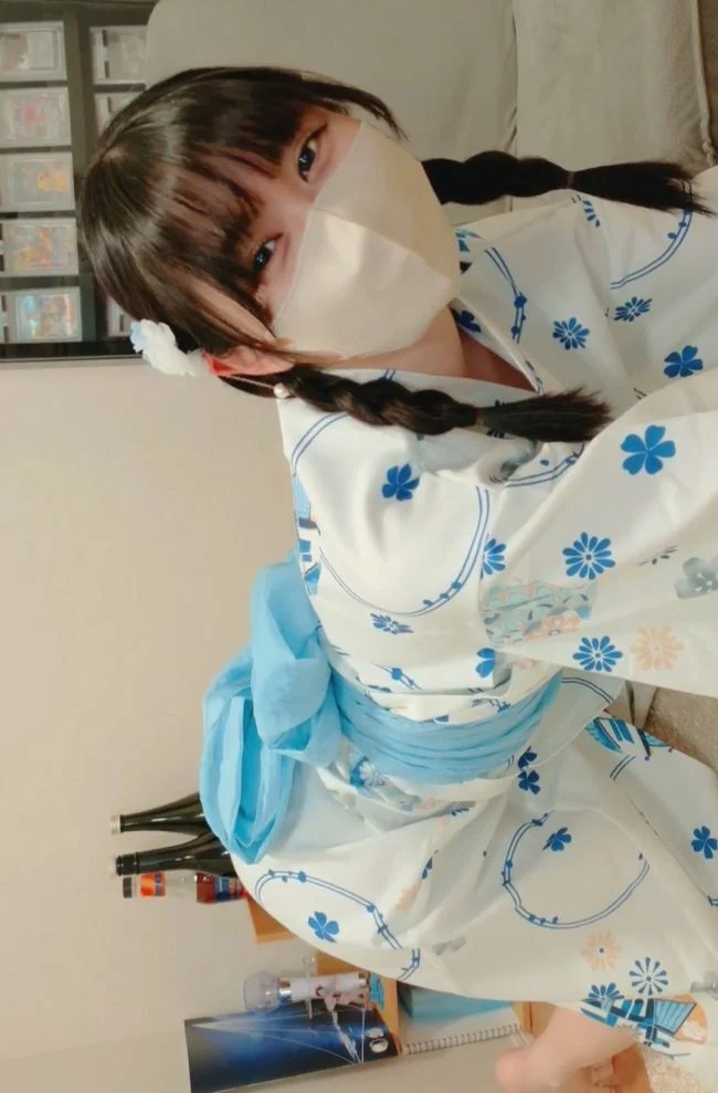 七夕記念　激カワ美女の大量潮吹きオナニーライブ