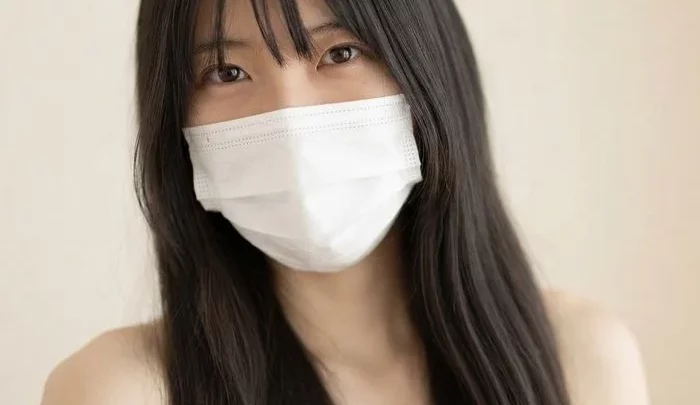 無毛スレンダー美女のエロ配信